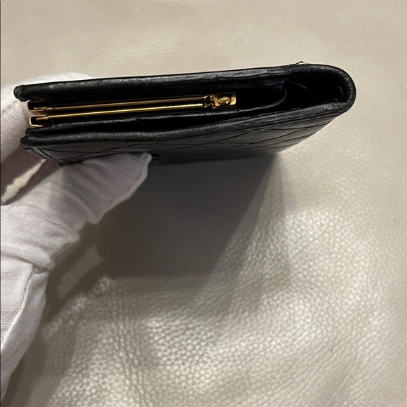 CHANEL Black Quilted Leather Wallet with Gold CC Logo - Picture 5 of 16